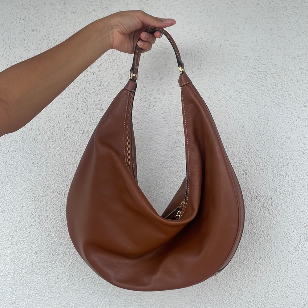 STAUD COGNAC SASHA MOON BAG